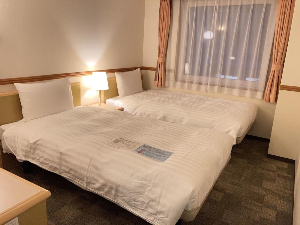 Toyoko Inn Nagoya Sakae Exteriör bild